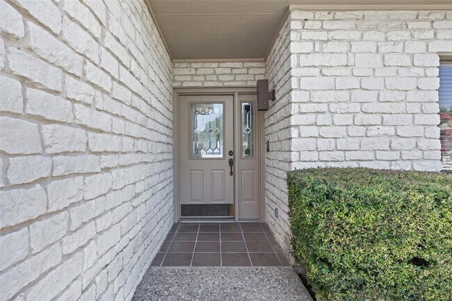 Photo - 114 Paragon Ct