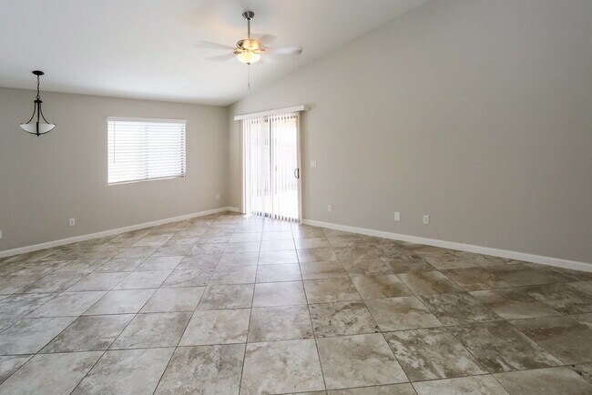 Photo - 15917 W Winslow Ave