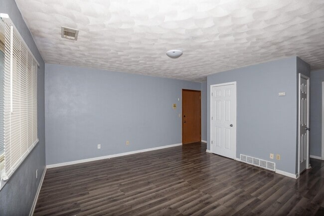 Photo - 3430 Holiday Ct Unit 3