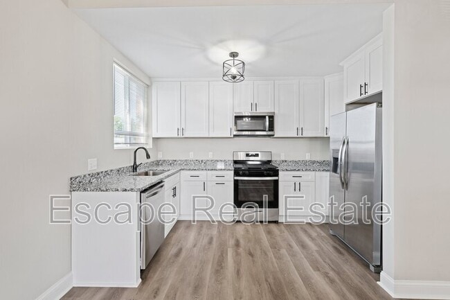 Photo - 2645 Sutton Blvd