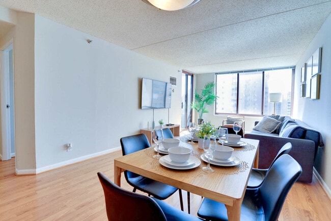 Photo - 401 12th St S Unidad FL12-ID1038990P