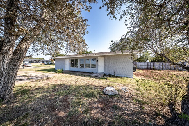 Photo - 2814 NW 34th St