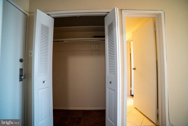 Photo - 4141 Henderson Rd