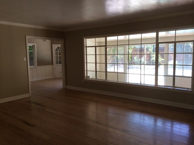 Photo - 1274 W Monterey Ave