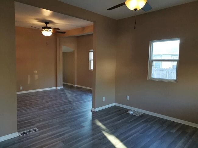 Photo - 1616 N 24th St