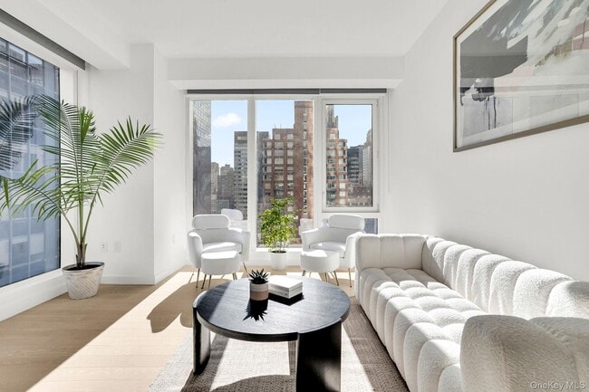 Photo - 138 E 50th St Unit 26C