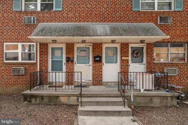 Building Photo - 50 N Fellowship Rd Unit 1302 Rental