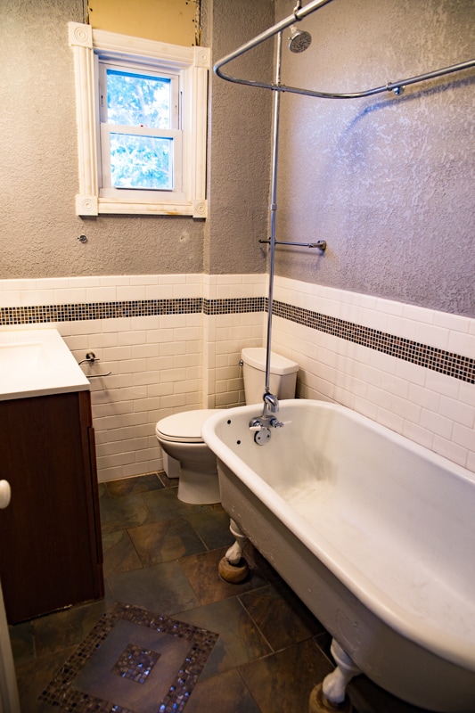 Photo - 1303 E Hennepin Ave