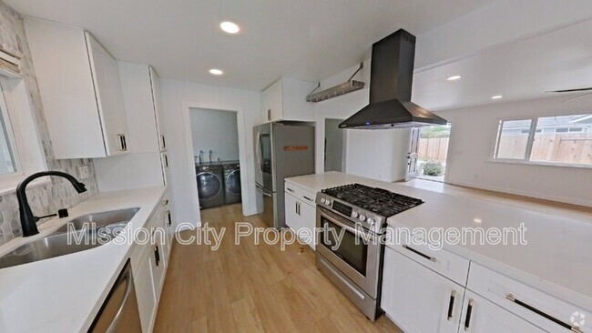 Building Photo - 166 Cameta Way Rental