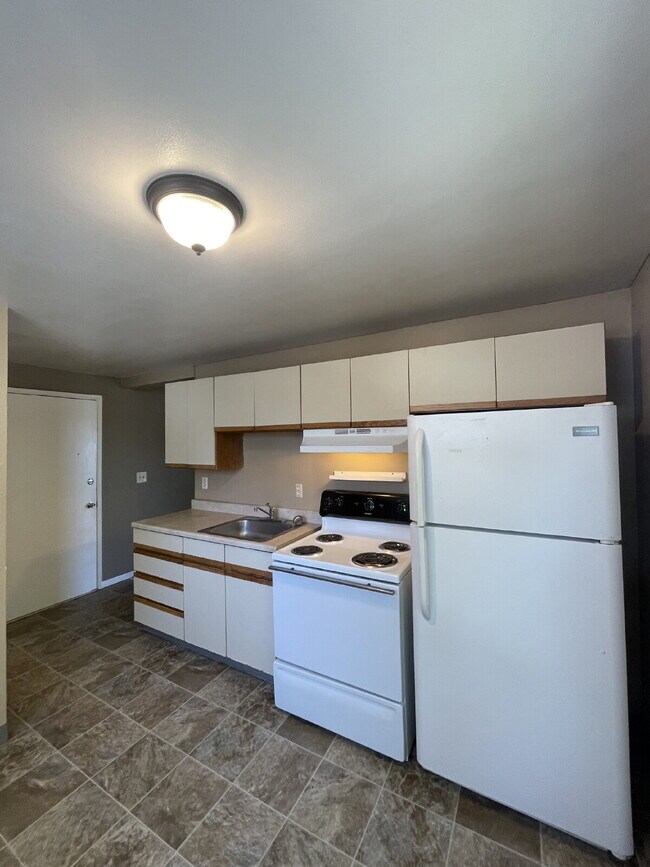 Photo - Spacious 3-Bedroom, 1.5-Bathroom Apartment in NW Portland Unidad 3