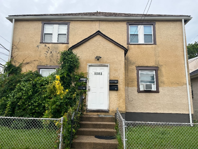 Building Photo - 1003 Clifton Ave Rental
