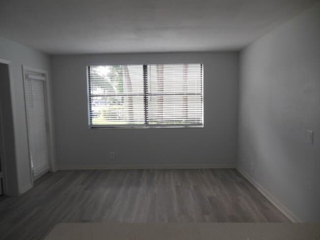 Photo - ONE BEDROOM ONE BATHROOM! WATERFRONT COMMUNITY! Unit 13