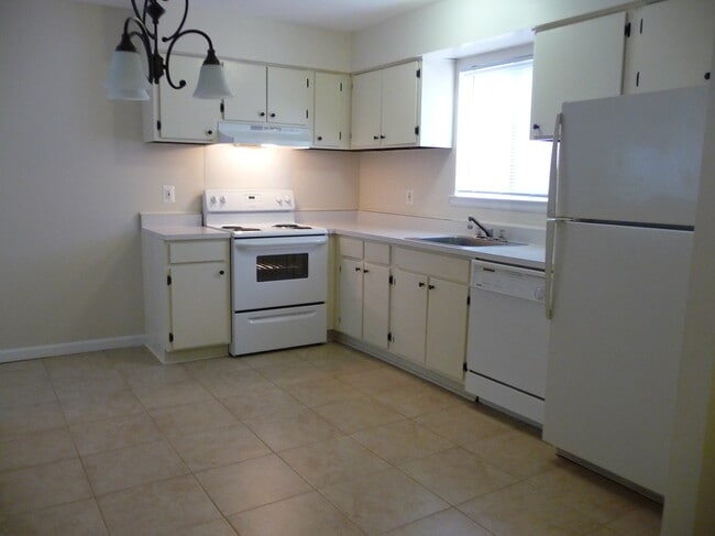 Photo - 706 Meadow Woods Ln Unit 706