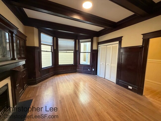 Photo - 2211 Pine St Unit 2211