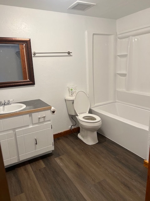 Photo - 112 S Main St