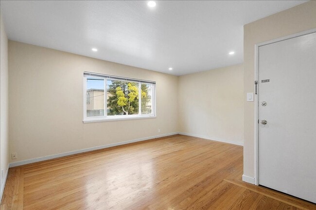 Photo - 2234 Santa Clara Ave Unit 2234 Santa Clara Ave #A - LU