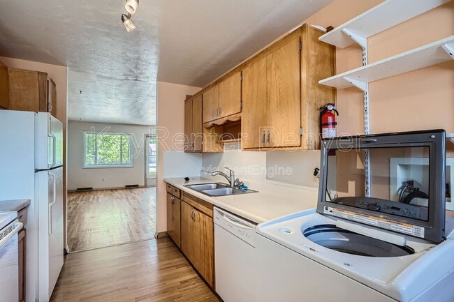Photo - 403 S Owens St