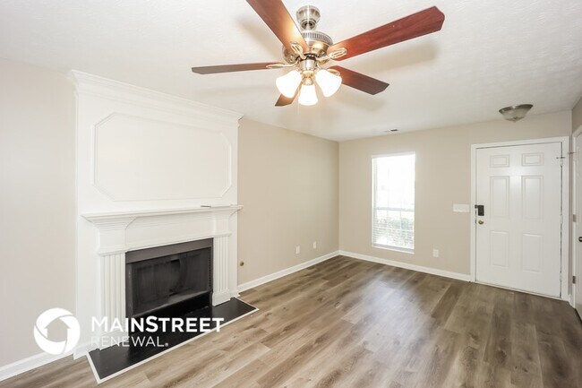 Photo - 3374 Homeward Trail