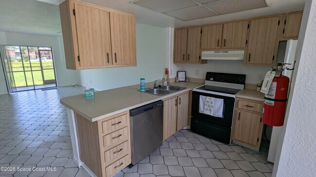 Photo - 1606 University Ln Unit 1403