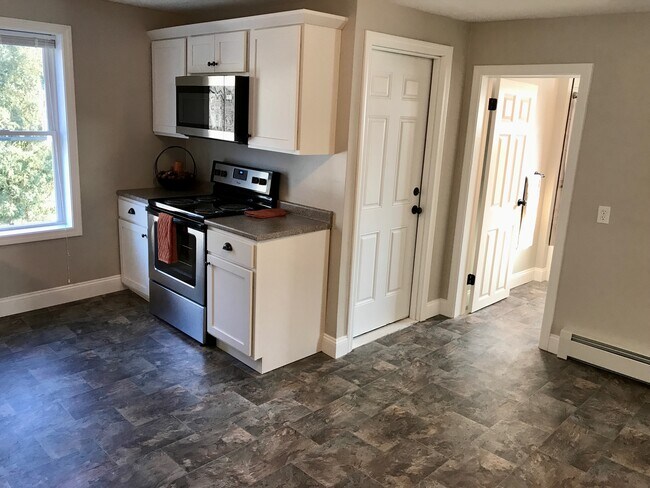 Photo - 61 West St Unit 61B