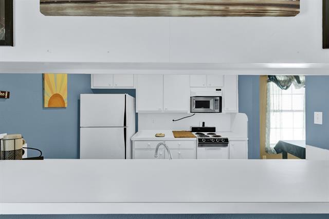 Photo - 3310 Darby Ln