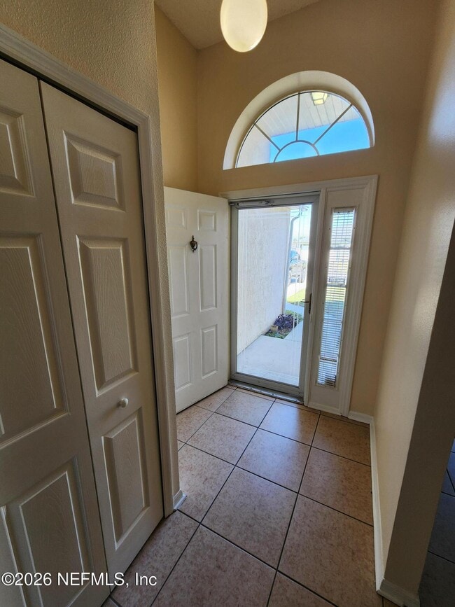 Photo - 5940 Wentworth Cir S