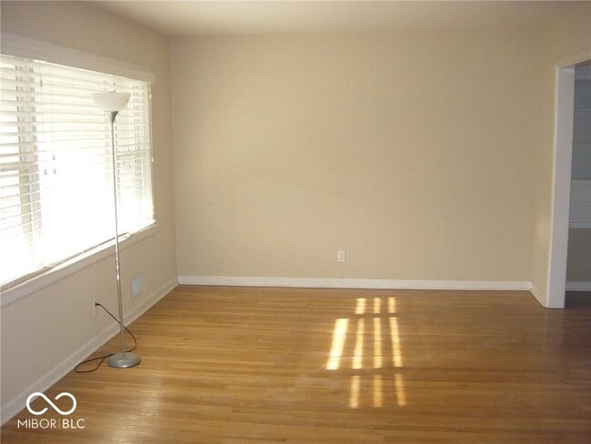 Photo - 6486 N Oxford St