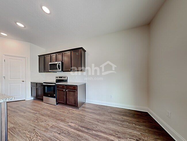 Photo - 1305 Mount Logan Dr