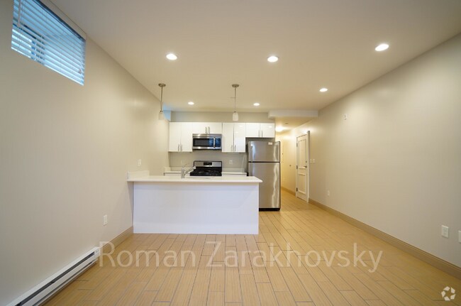 Building Photo - 52 Kent St Unit 1 Rental