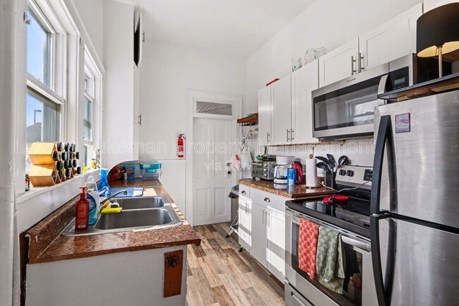 Photo - 426-428 S Westnedge Ave Unit 2