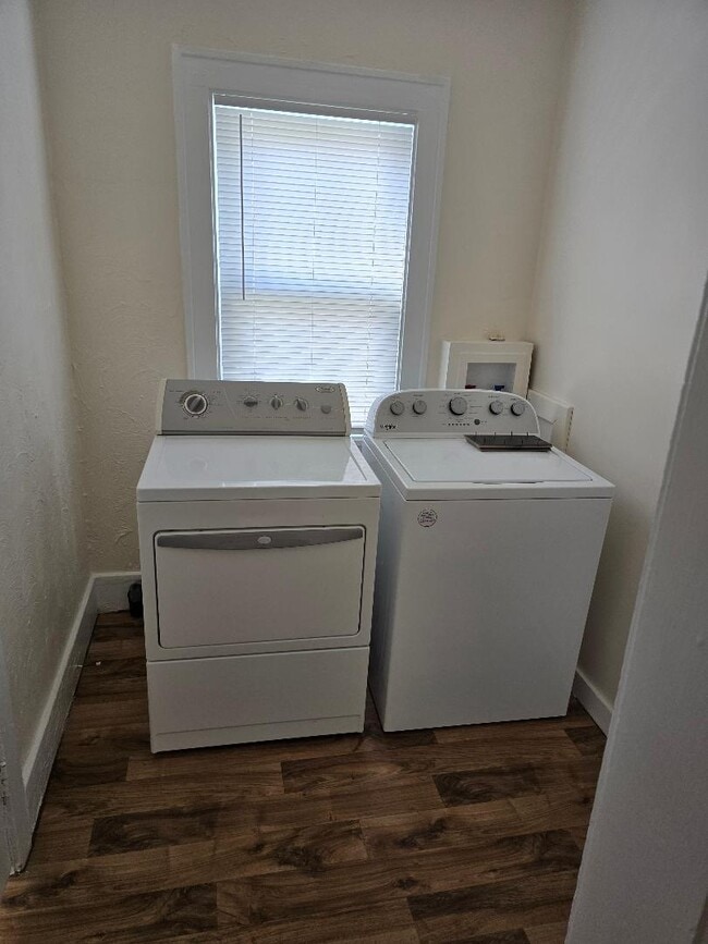 Photo - 522 Mabel St