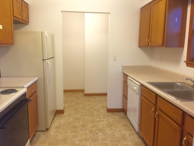 453 W 44th St Unidad 4320 Covington Lane