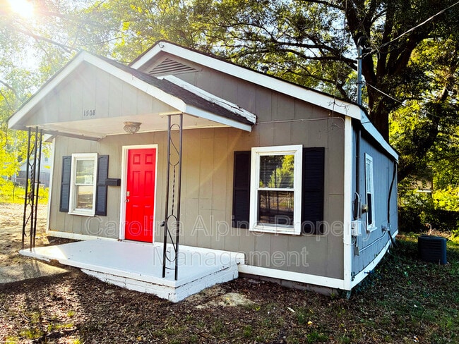Photo - 1508 W Walnut Ave