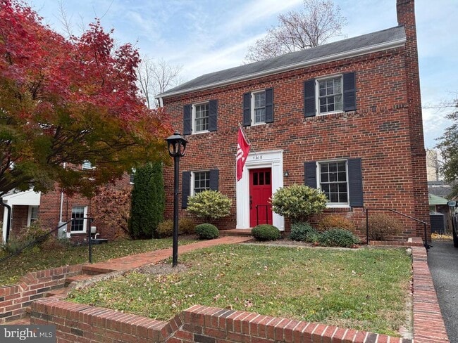 Building Photo - 4318 Lynbrook Dr