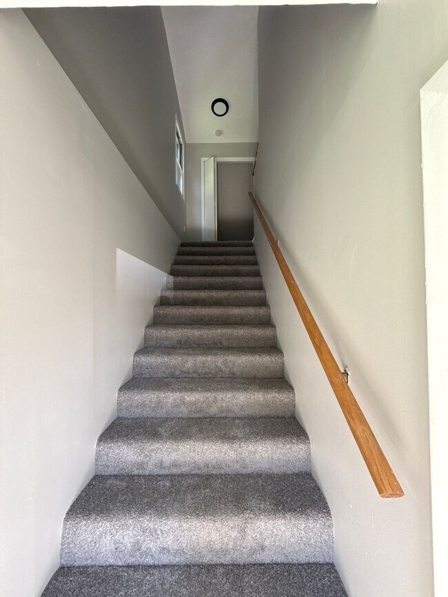 Photo - 12102 Belair Rd Unidad Apt B