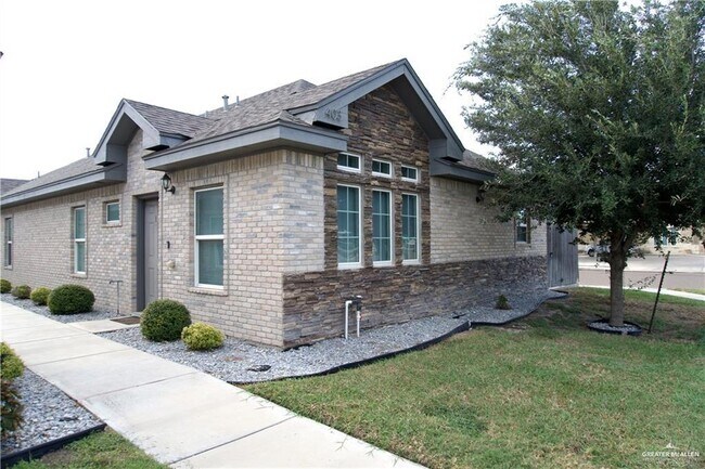 Building Photo - 16 Teague Ave Unit 4