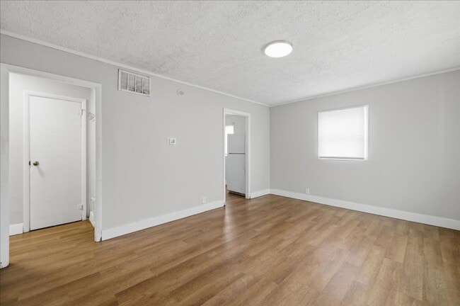 Photo - 3105 Adams St