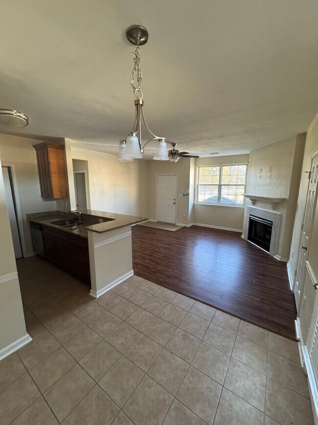 Photo - 310 Primrose Ln Unidad 310