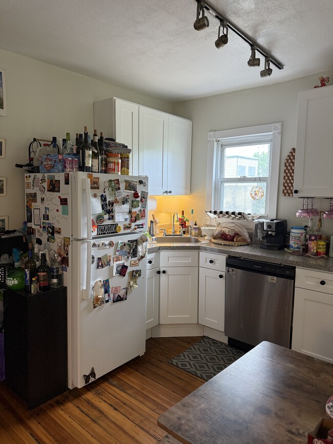Photo - 101 Heath St