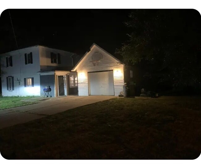 Photo - 301 Luverne St.