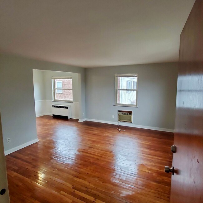 Building Photo - 1793 Crest Hill Ave Unit 1793 Crest Hill #2 Rental