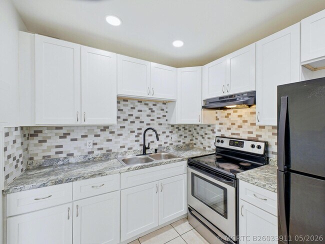 Photo - 6289 Lear Dr Unit 206