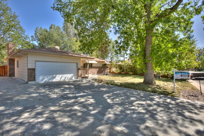 Photo - 724 Kimball Rd