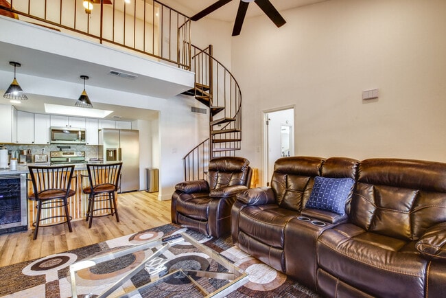 Photo - 1351 N Pleasant Dr Unit SI FL2-ID1545831P
