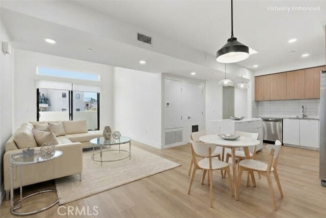 Building Photo - 12078 Guerin St Unit 408