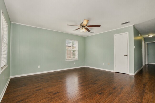 Photo - 608 N Plantation Dr