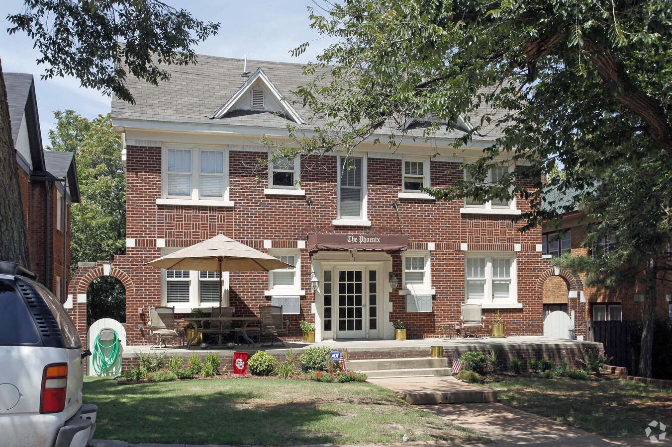 Photo - Phoenix Apartments