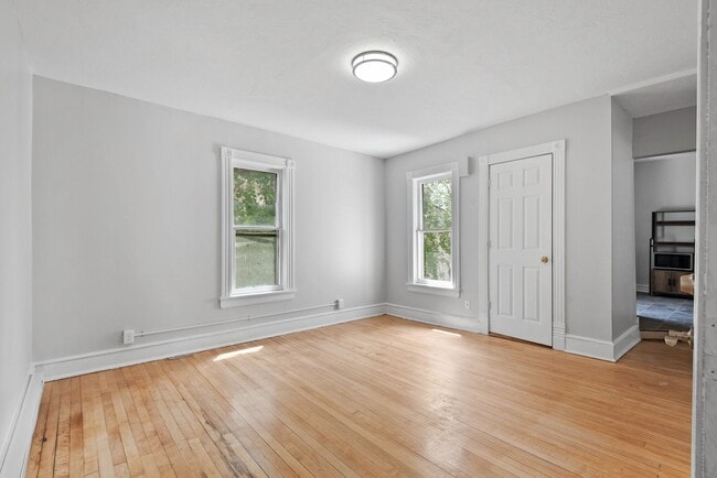 Photo - 3624 Bloomington Ave Unidad Upper
