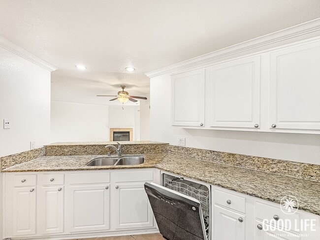 Photo - Modern UTC Condo with En Suite Bedrooms, Balcony & Community Amenities