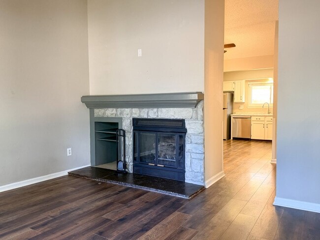 Photo - 4720 S Dudley St